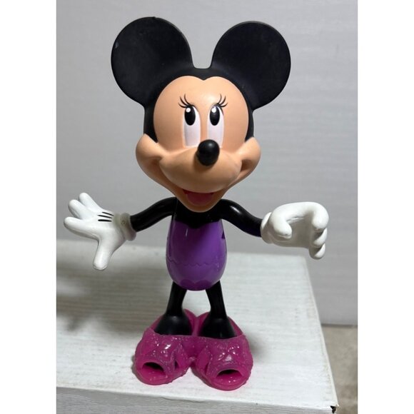 2 Disney Minnie Mouse Bow-Tique Snap N Style Dolls Outfit Shoes - Picture 9 of 11